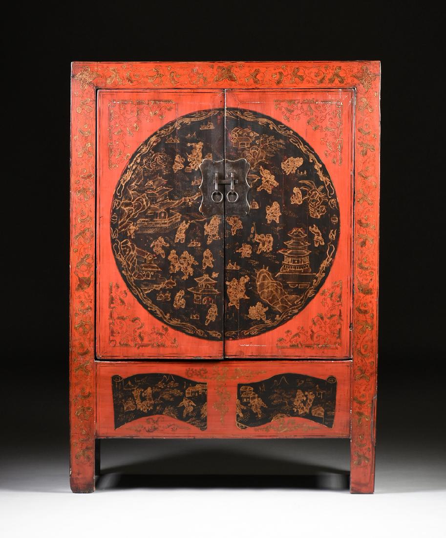 A CHINESE EXPORT LATE QING DYNASTY STYLE PARCEL GILT (1 of 8)