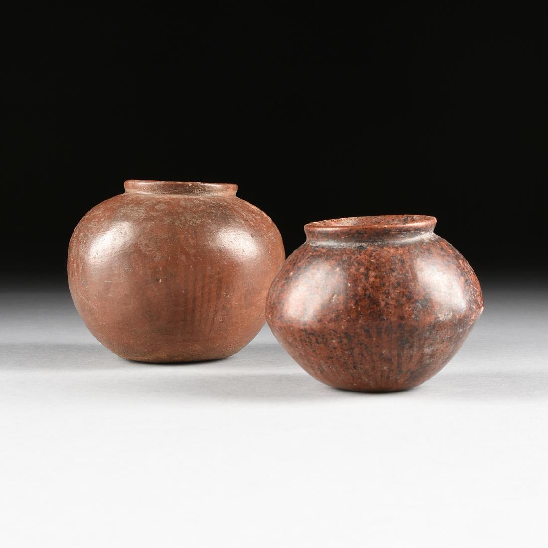 A GROUP OF TWO NATIVE AMERICAN PRE-COLUMBIAN BLACK SLIP (1 of 9)
