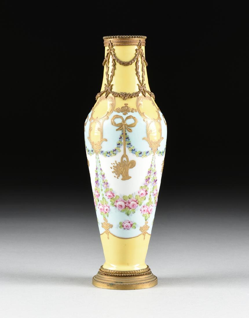 A SÉVRES STYLE ORMOLU MOUNTED PARCEL GILT HAND PAINTED (1 of 8)