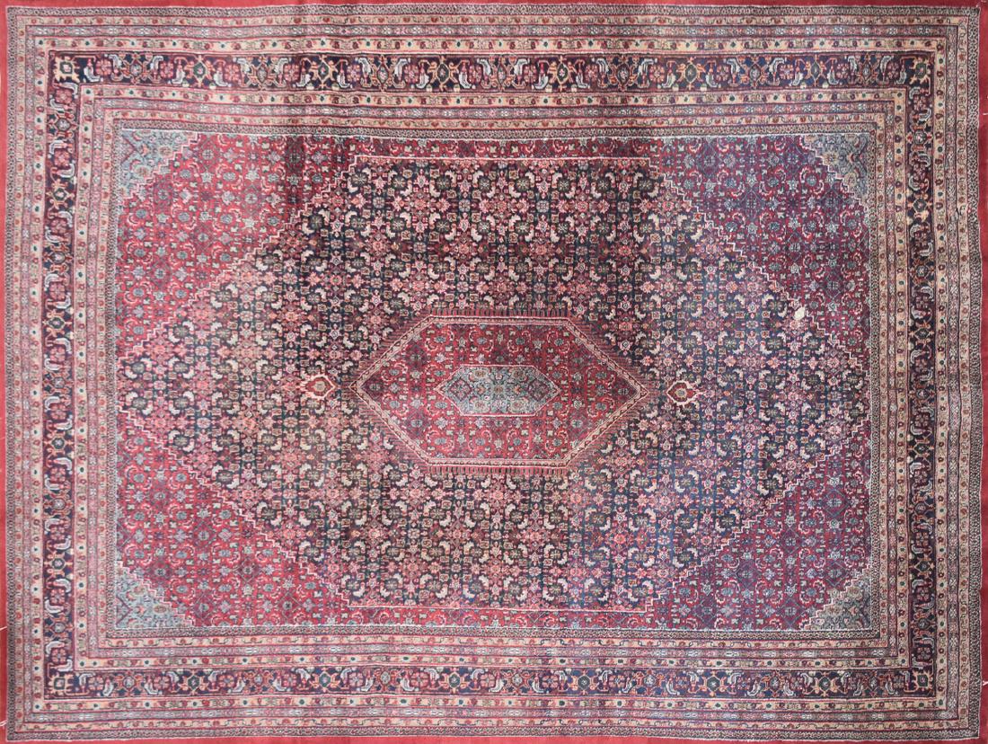 A PERSIAN HAND KNOTTED WOOL BIDJAR RUG, NORTHWESTERN (1 of 7)