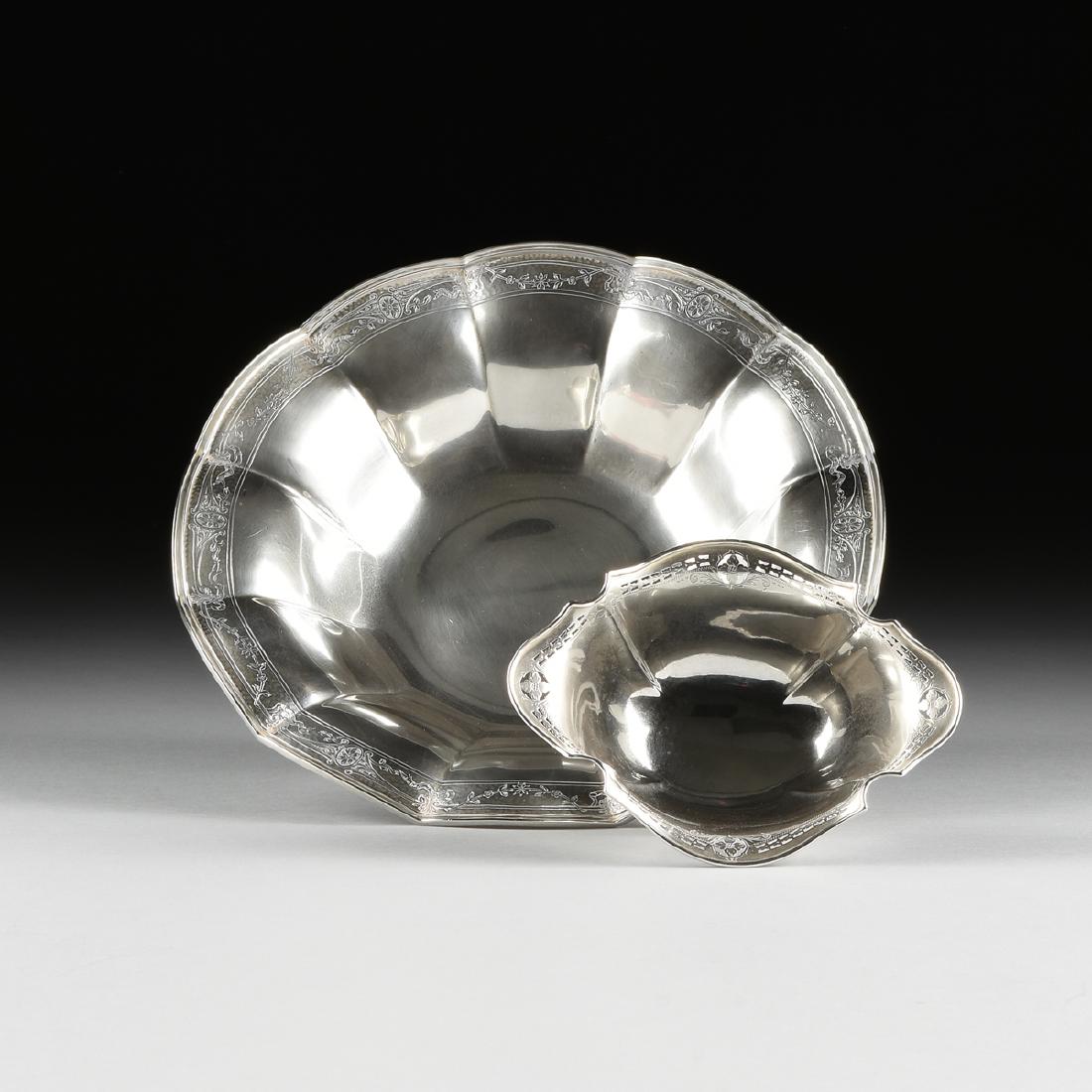 A GROUP OF TWO AMERICAN STERLING SILVER SERVING BOWLS, (1 of 10)