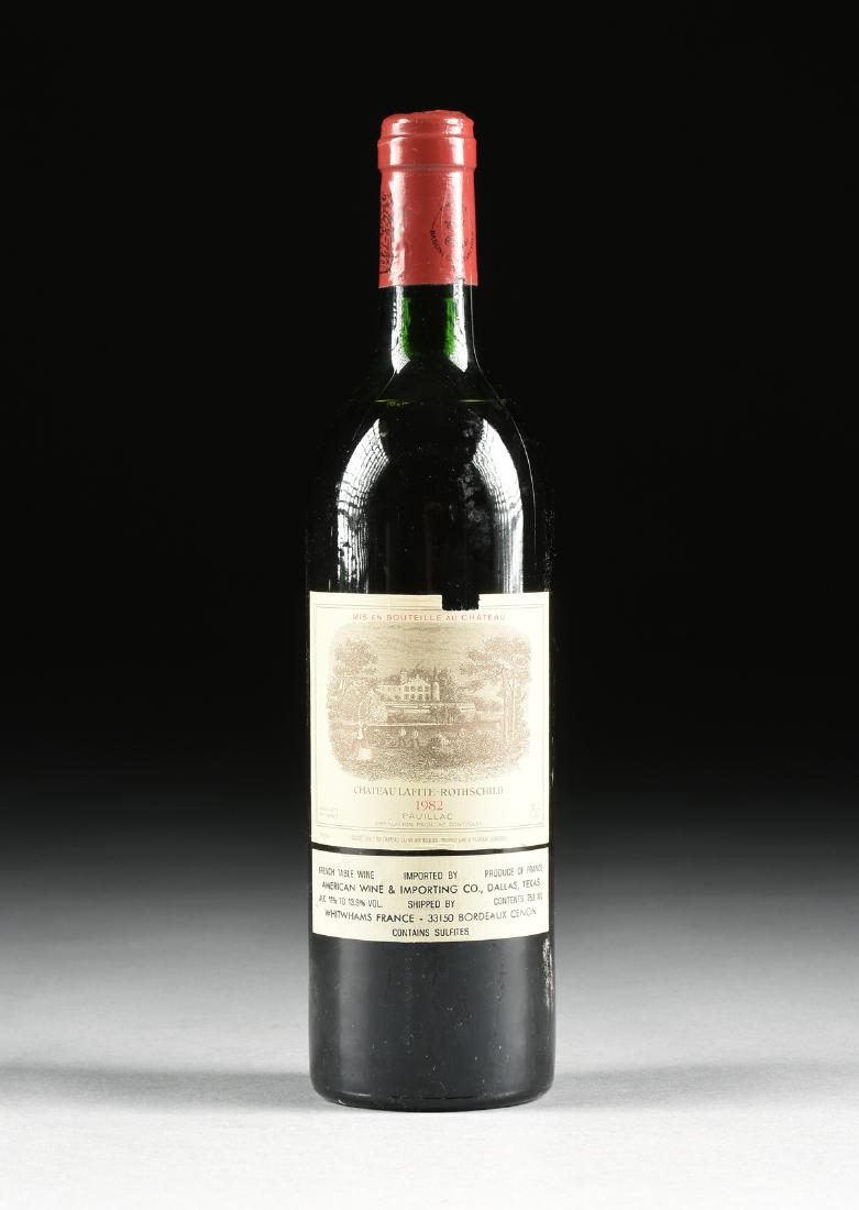A BOTTLE OF 1982 CHATEAU LAFITE-ROTHSCHILD, PAUILLAC, (1 of 5)