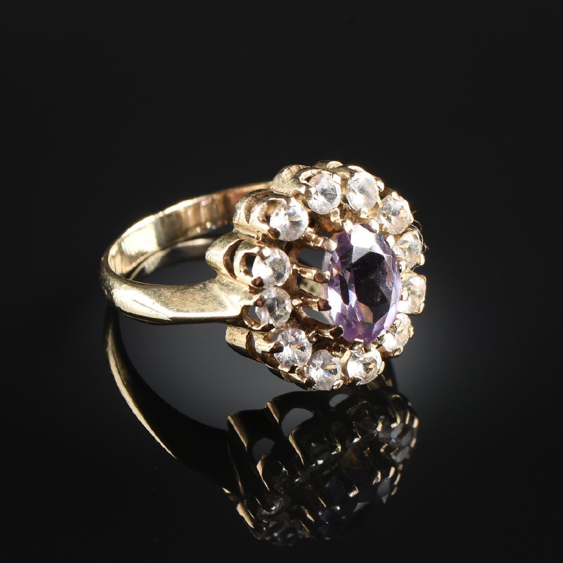 A 14K YELLOW GOLD AND GARNET LADY'S RING, (1 of 2)