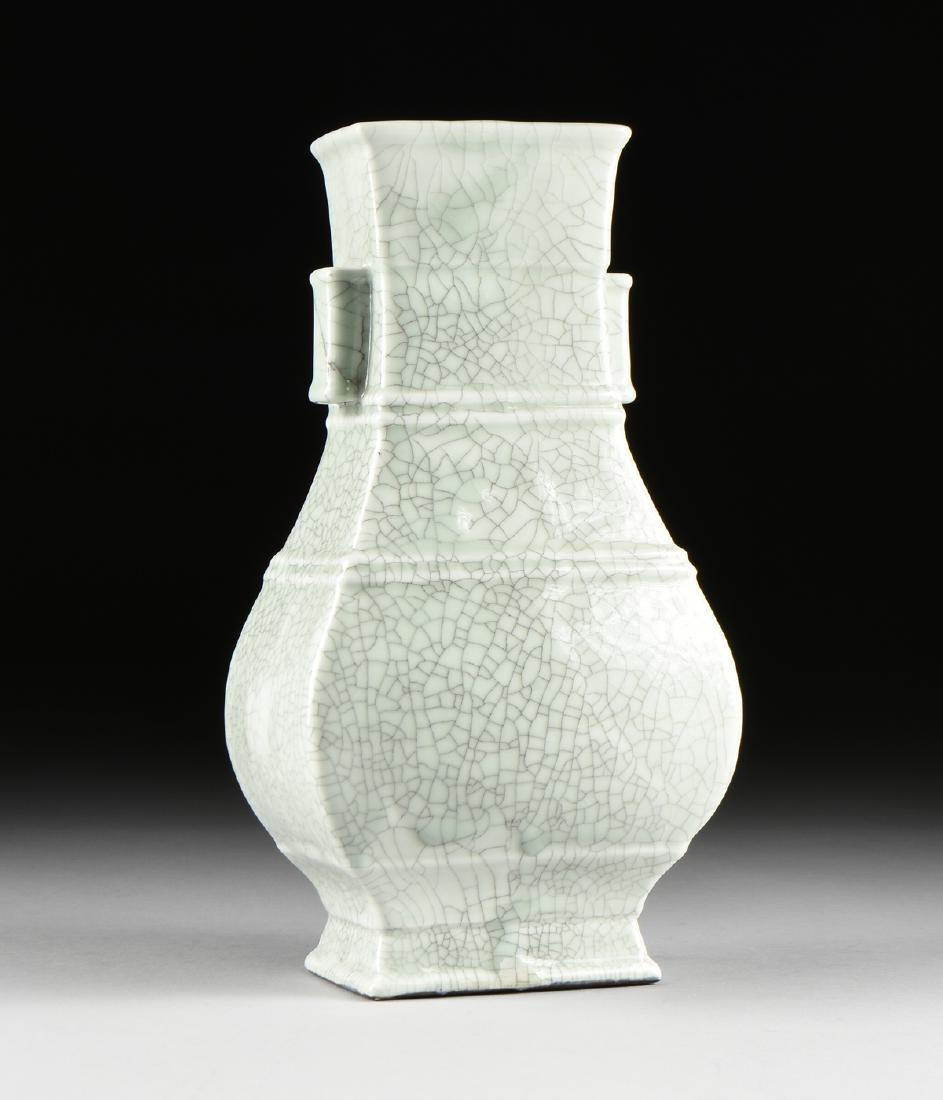 A QING DYNASTY STYLE GUAN WARE CRACKLE CELADON GLAZE HU (1 of 10)