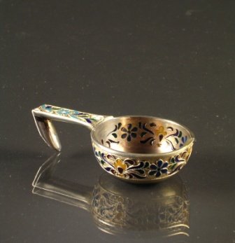 A RUSSIAN SILVER GILT PLIQUE A JOUR AND CLOISONNE 
