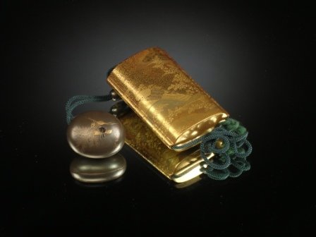 A FINE JAPANESE LACQUER FOUR CASE INRO of upright