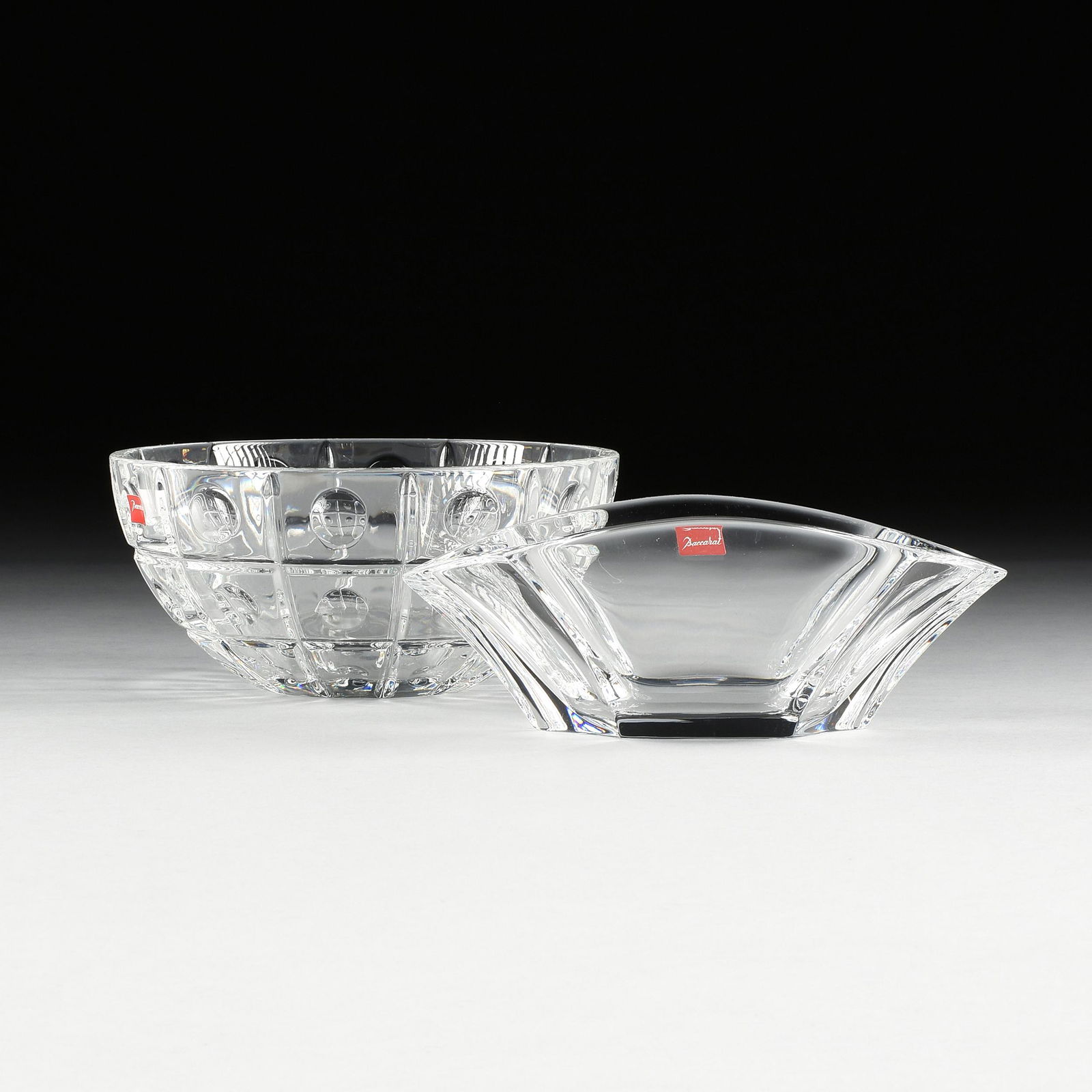 A GROUP OF TWO BACCARAT CRYSTAL BOWLS, GINKGO AND (1 of 8)