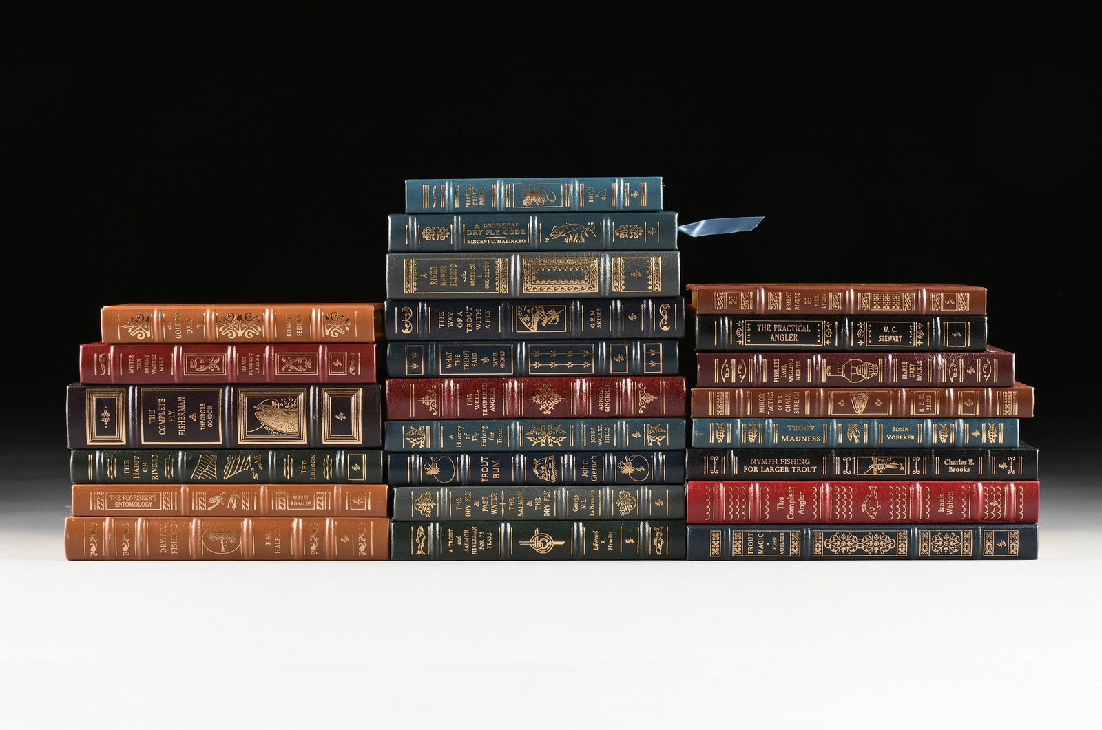 A GROUP OF TWENTY-FOUR EASTON PRESS TITLES FROM A (1 of 7)