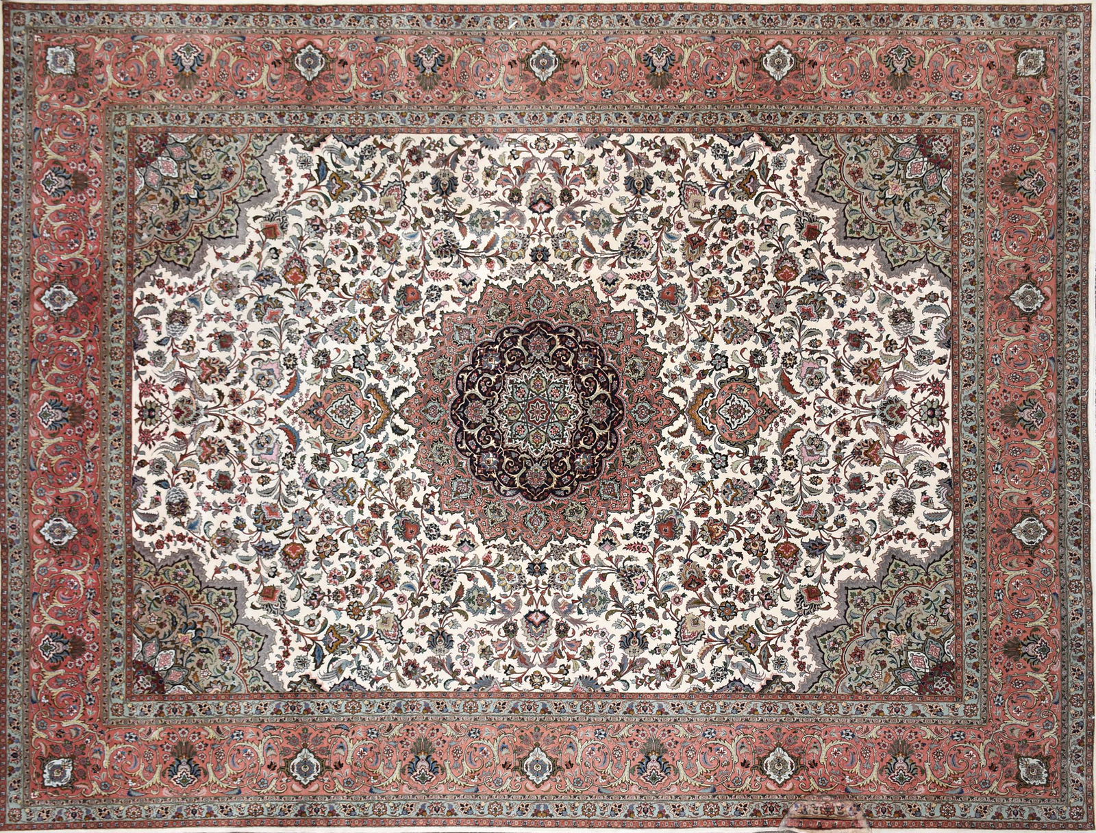 A LARGE TABRIZ COLORFULLY WOVEN WOOL CARPET, 20TH (1 of 8)