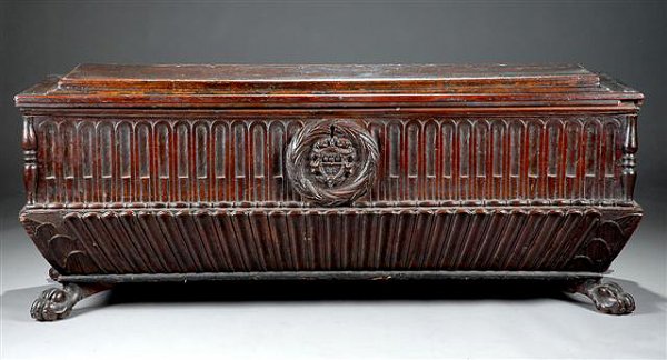 AN EXCEEDINGLY RARE 17TH CENTURY TUSCAN CARVED WALN