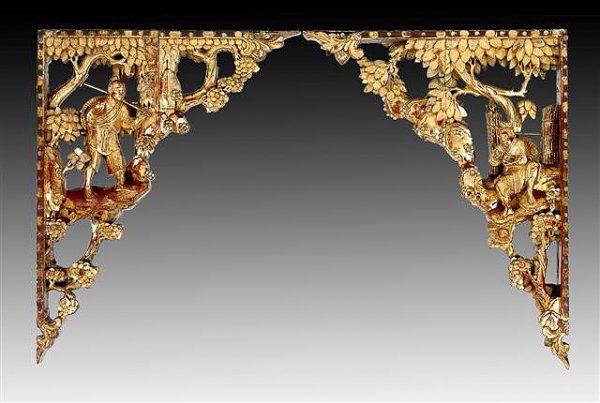 TWO CHINESE CARVED AND GILT HARDWOOD BRACKETS, Qin