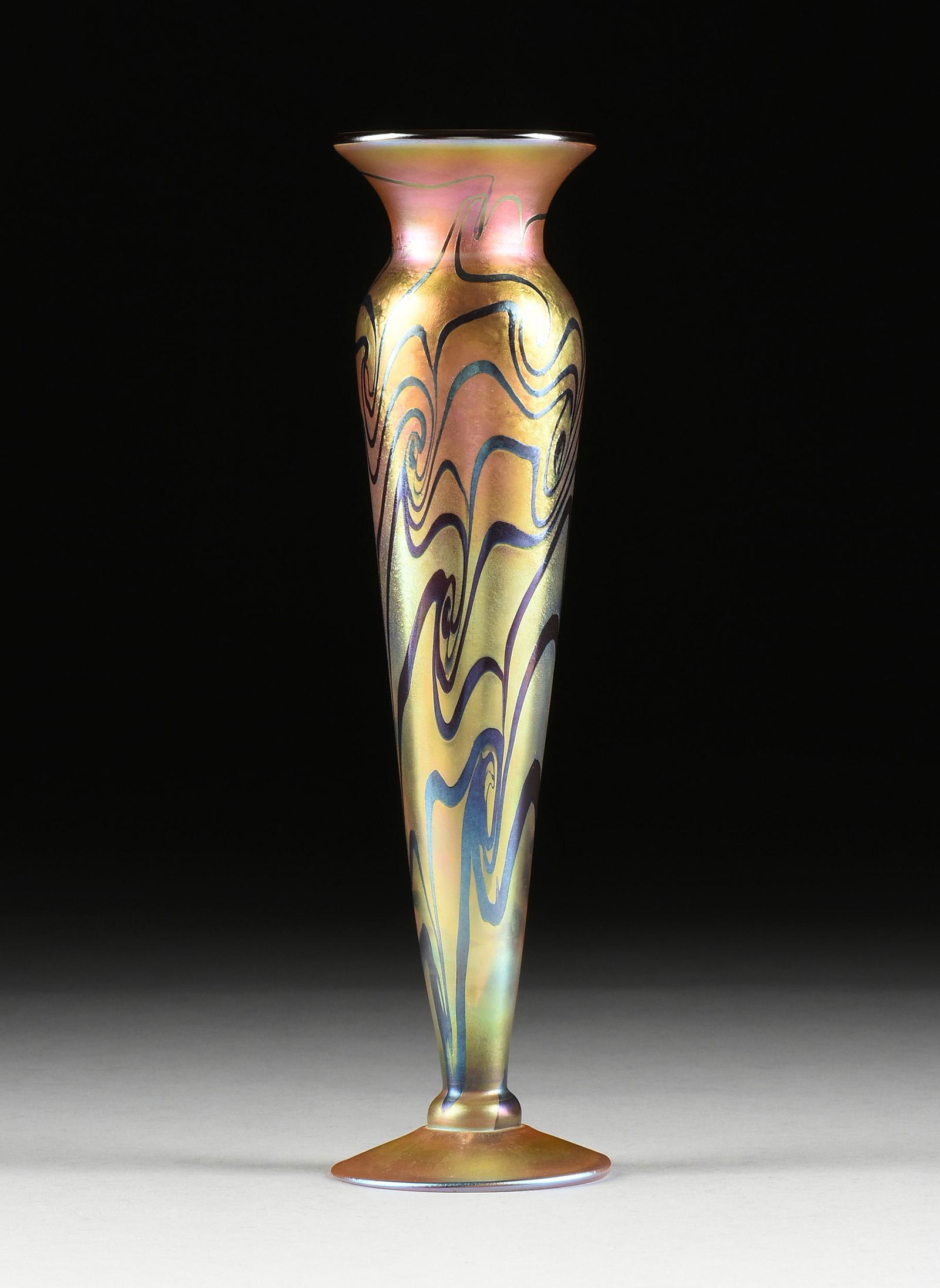 A LUNDBERG STUDIOS IRIDIZED ART GLASS FOOTED VASE, (1 of 9)