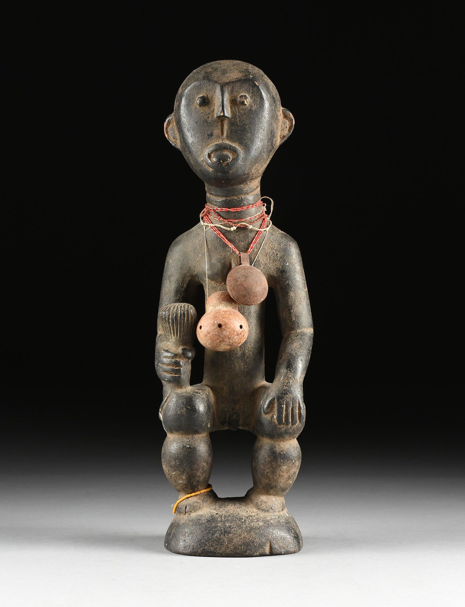 AN AFRICAN FANG PEOPLES WOOD ANCESTRAL RELIQUARY (1 of 8)