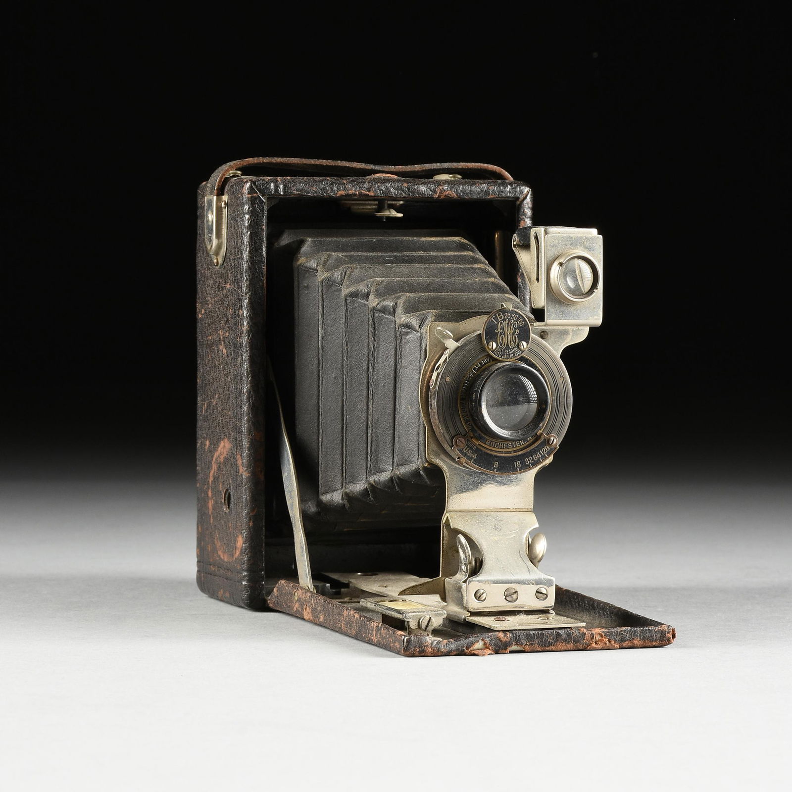A GROUP OF FOUR EASTMAN KODAK CAMERAS, NEW YORK, (1 of 6)