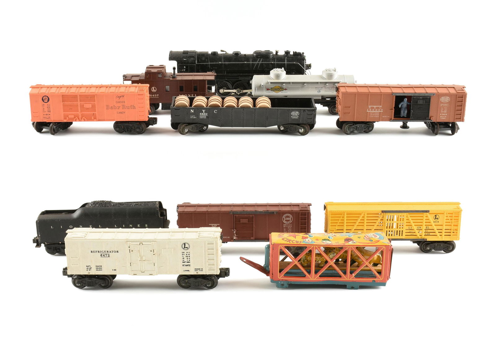 A GROUP OF ELEVEN LIONEL ELECTRIC TRAIN CARS, 736, (1 of 16)