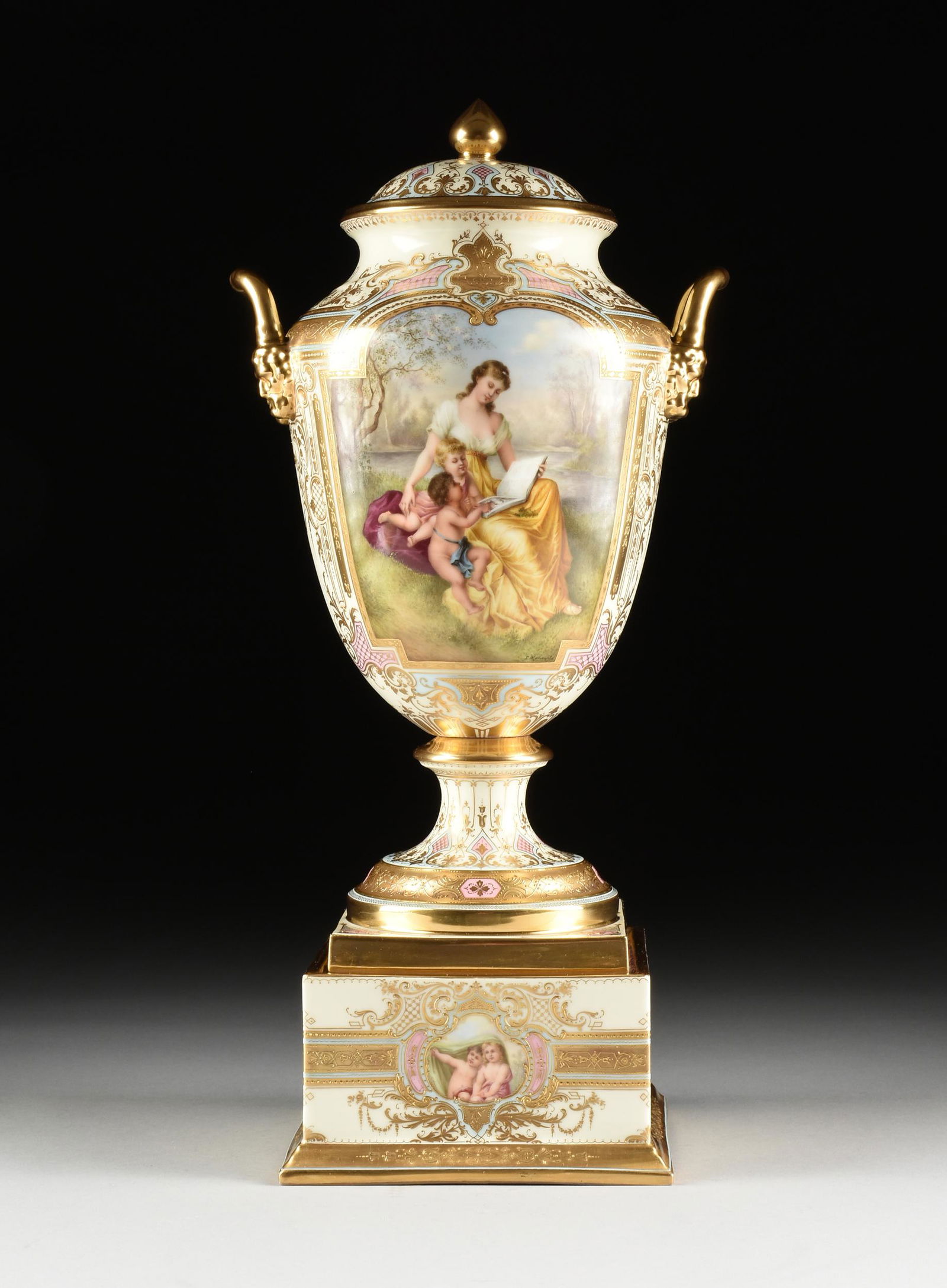 A ROYAL VIENNA STYLE PARCEL GILT AND HAND PAINTED (1 of 16)