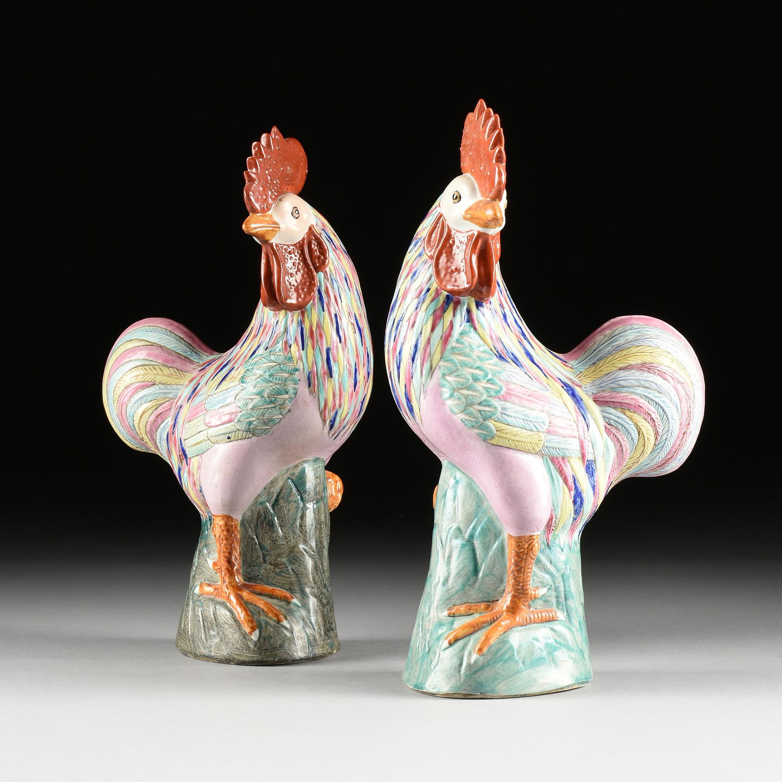 A PAIR OF CHINESE EXPORT FENCAI FAMILLE ROSE ENAMELED PORCELAIN ROOSTERS, SIGNED, (1 of 9)