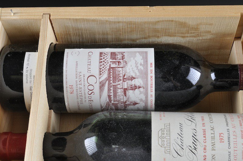SIX BOTTLES OF VINTAGE FRENCH WINES COMPRISING: a 19 - 4