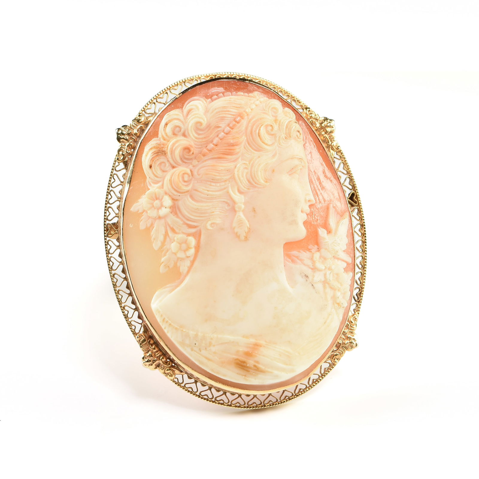 A 14K YELLOW GOLD AND SHELL CAMEO BROOCH PENDANT, (1 of 3)