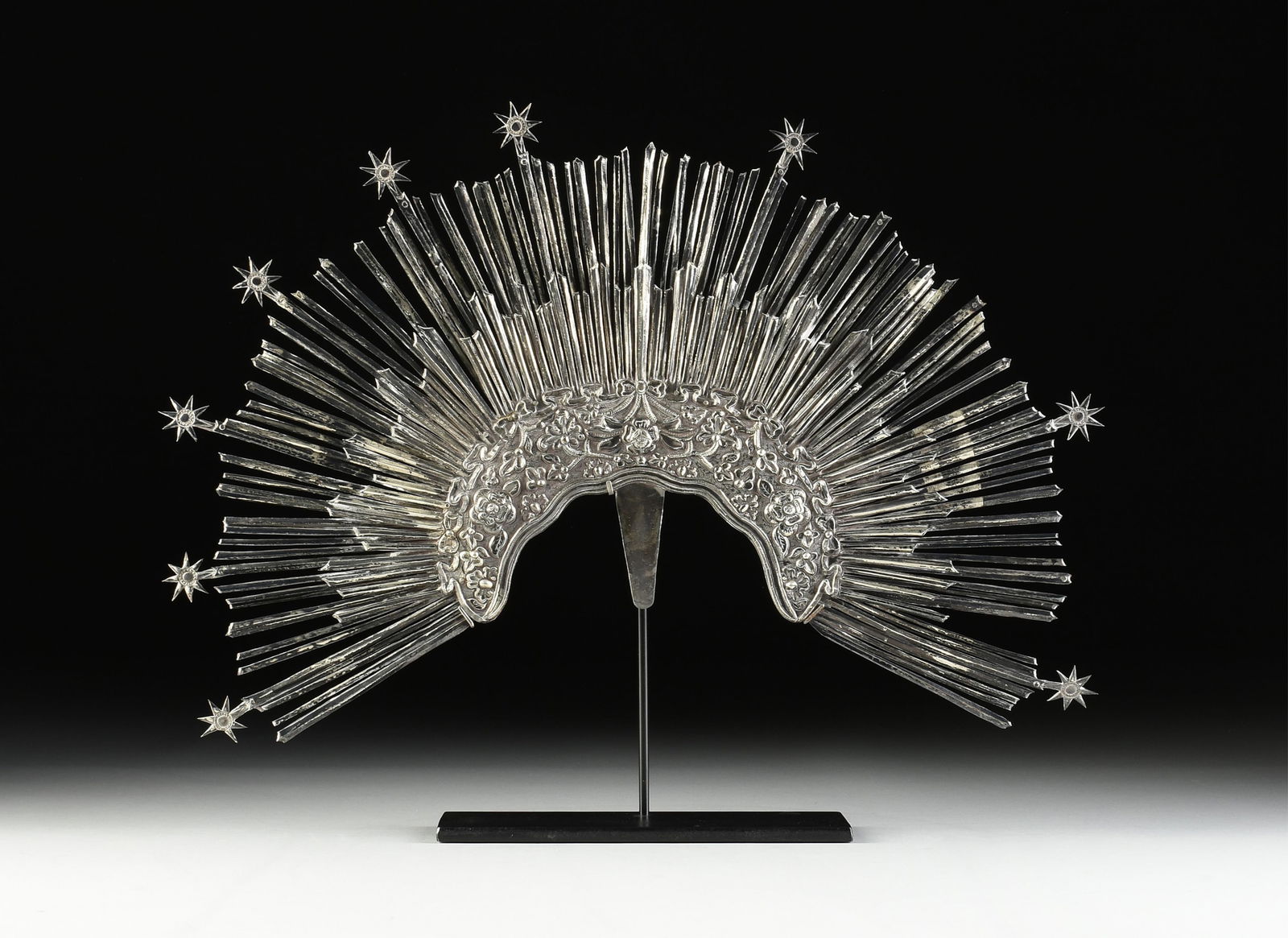 A SPANISH COLONIAL SILVER RESPLENDOR SANTO CROWN, 19TH CENTURY (1 of 9)