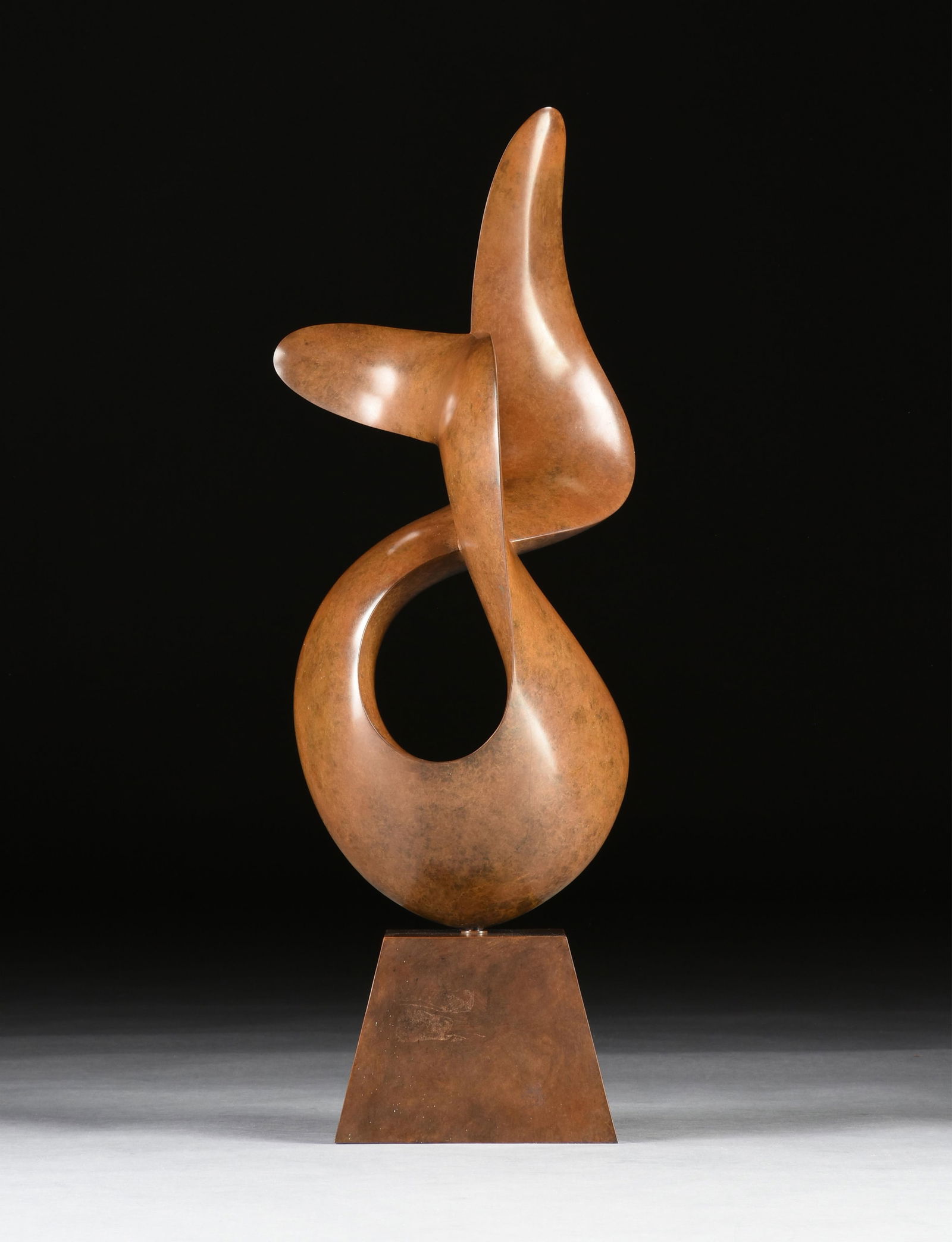 RICHARD ERDMAN (American b. 1952) "Statesman," 1999, a bronze sculpture, signed and numbered,: RICHARD ERDMAN (American b. 1952) "Statesman," 1999, a bronze sculpture, signed and numbered, "Erdman 1/7," together with a book about the artist. Height: 34" Provenance: Commissioned by The EastWest