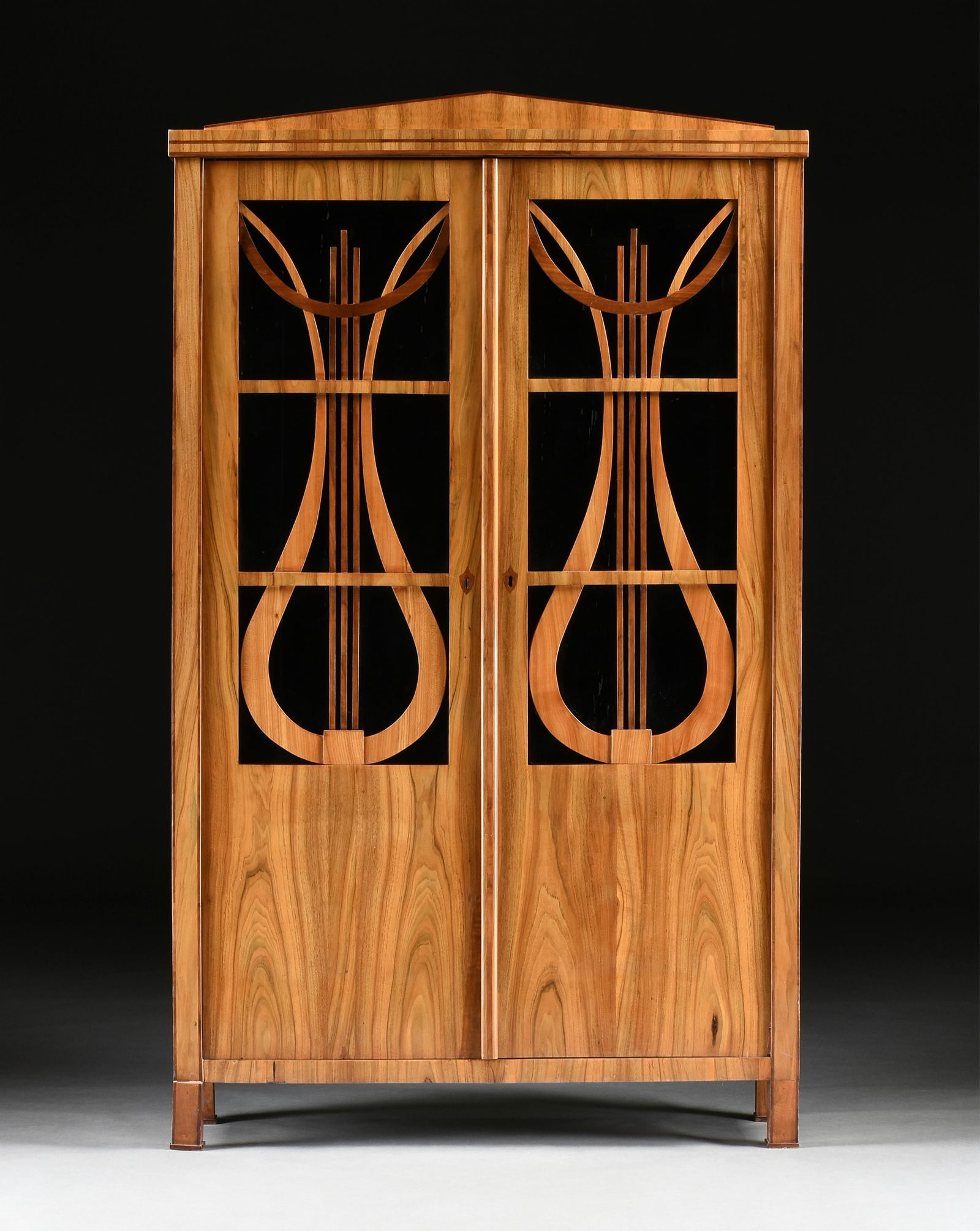 A BIEDERMEIER CHERRY AND WALNUT DISPLAY CABINET, CONTINENTAL, FIRST HALF 19TH CENTURY, (1 of 10)