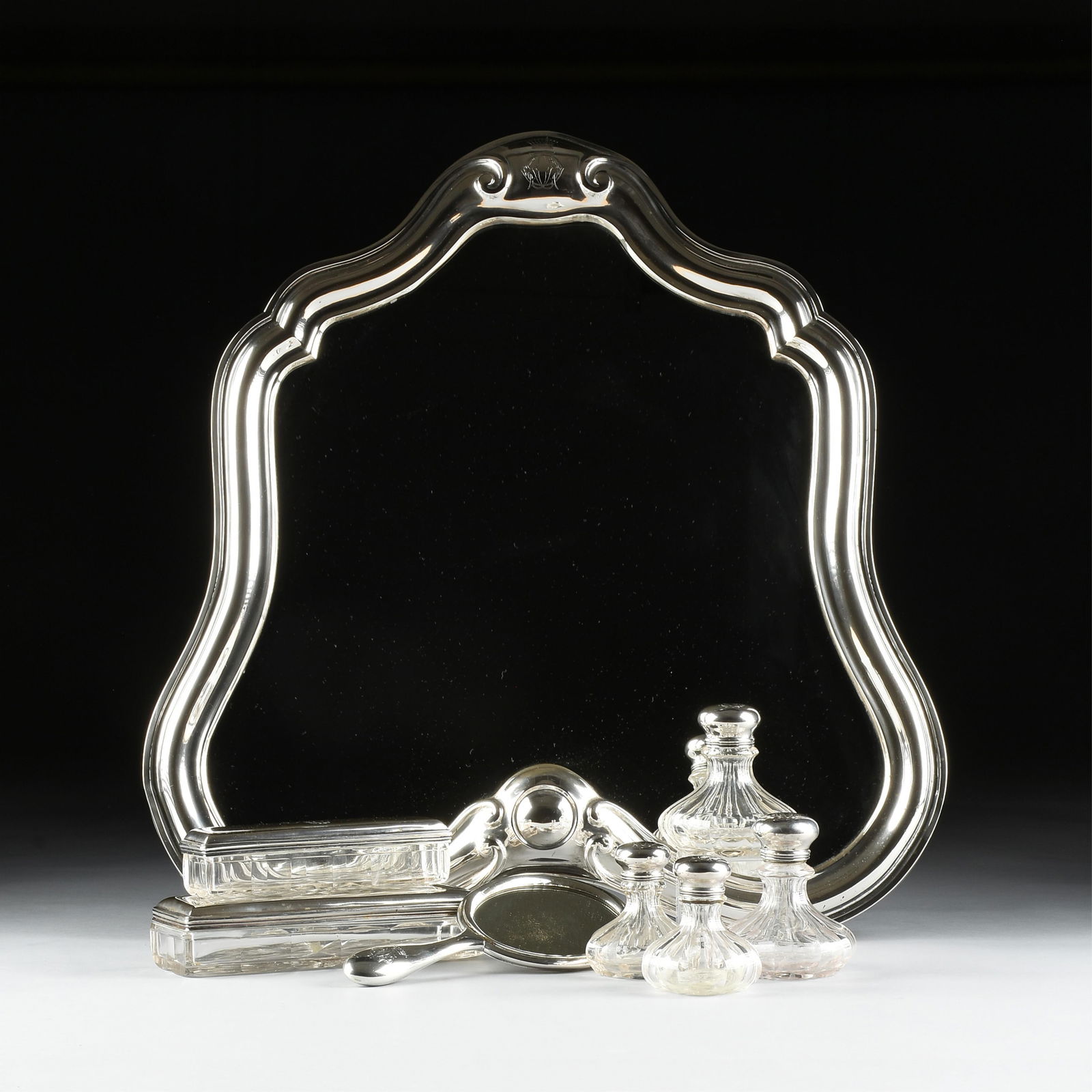 AN EIGHT-PIECE COIN SILVER VANITY SET, AUSTRIA-HUNGARY, EARLY 20TH CENTURY, (1 of 9)