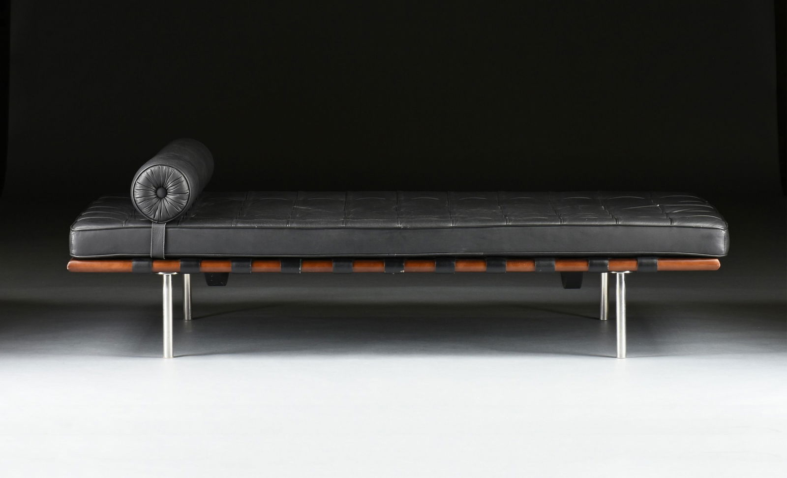 AN ALPHAVILLE DESIGN "Sevilla Daybed," AMERICAN, 21ST CENTURY, (1 of 7)