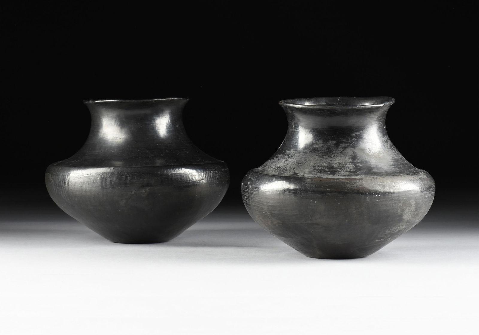 A PAIR OF SANTA CLARA PUEBLO BLACKWARE VESSELS, NATIVE AMERICAN, LATE 19TH/EARLY 20TH CENTURY, (1 of 8)