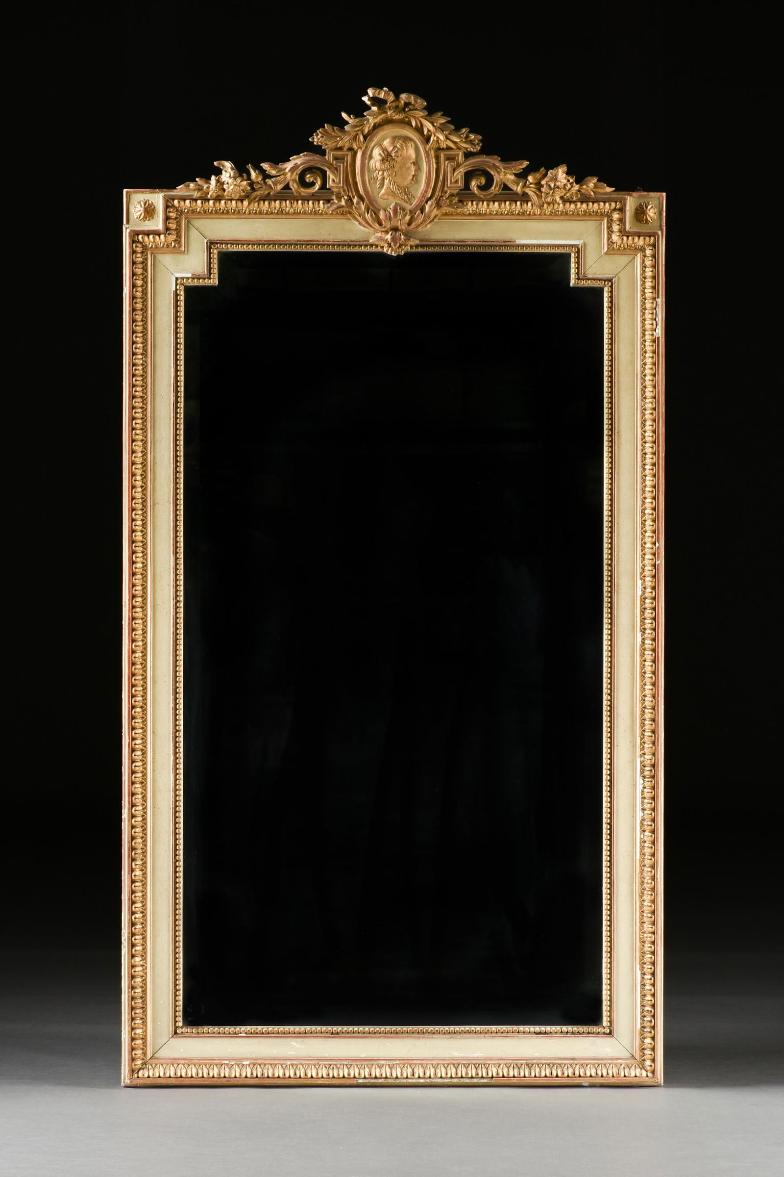A NEOCLASSICAL GILTWOOD MIRROR, FRENCH, 19TH CENTURY, (1 of 7)
