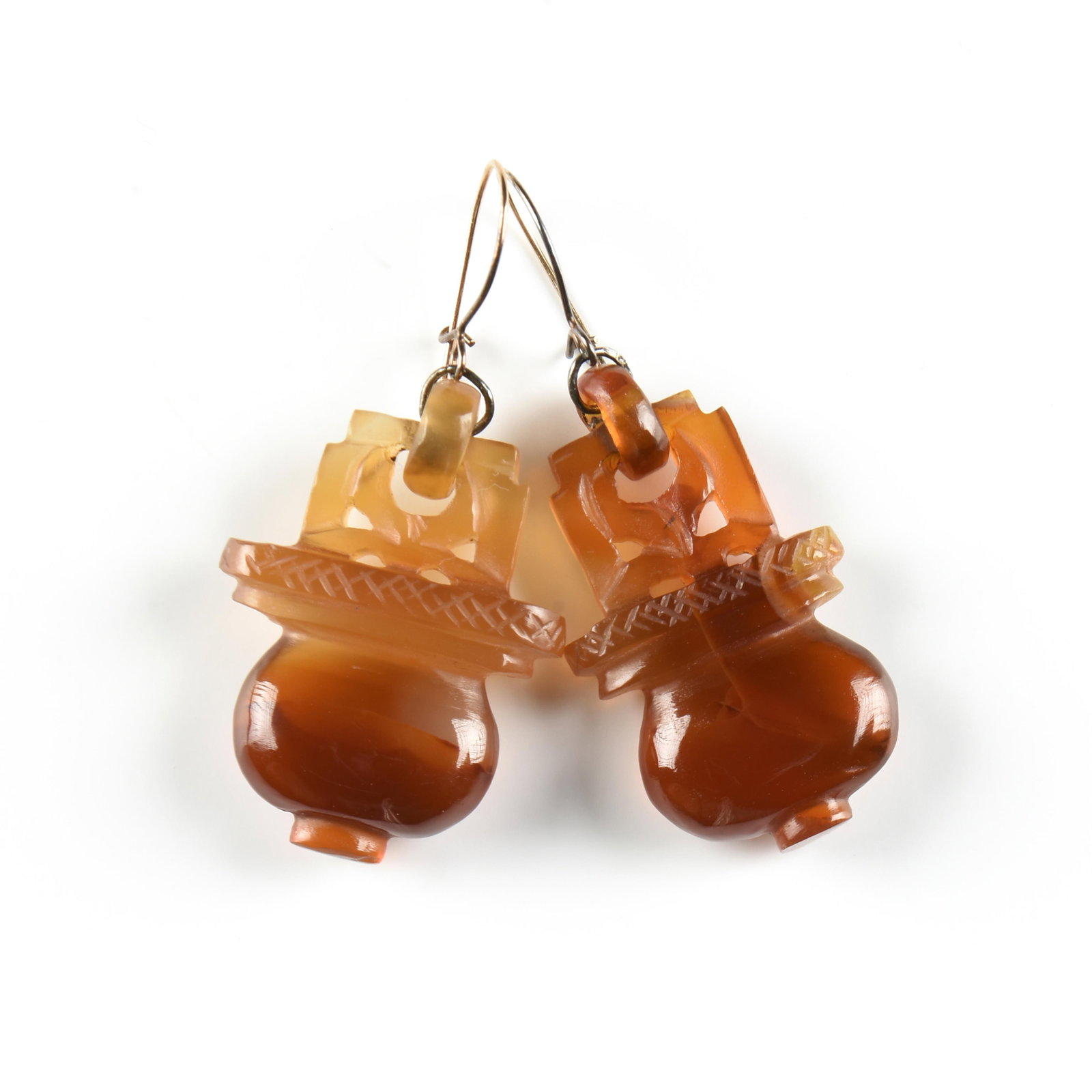 A PAIR OF CARNELIAN FLOWERPOT EARRINGS, 20TH CENTURY, (1 of 2)