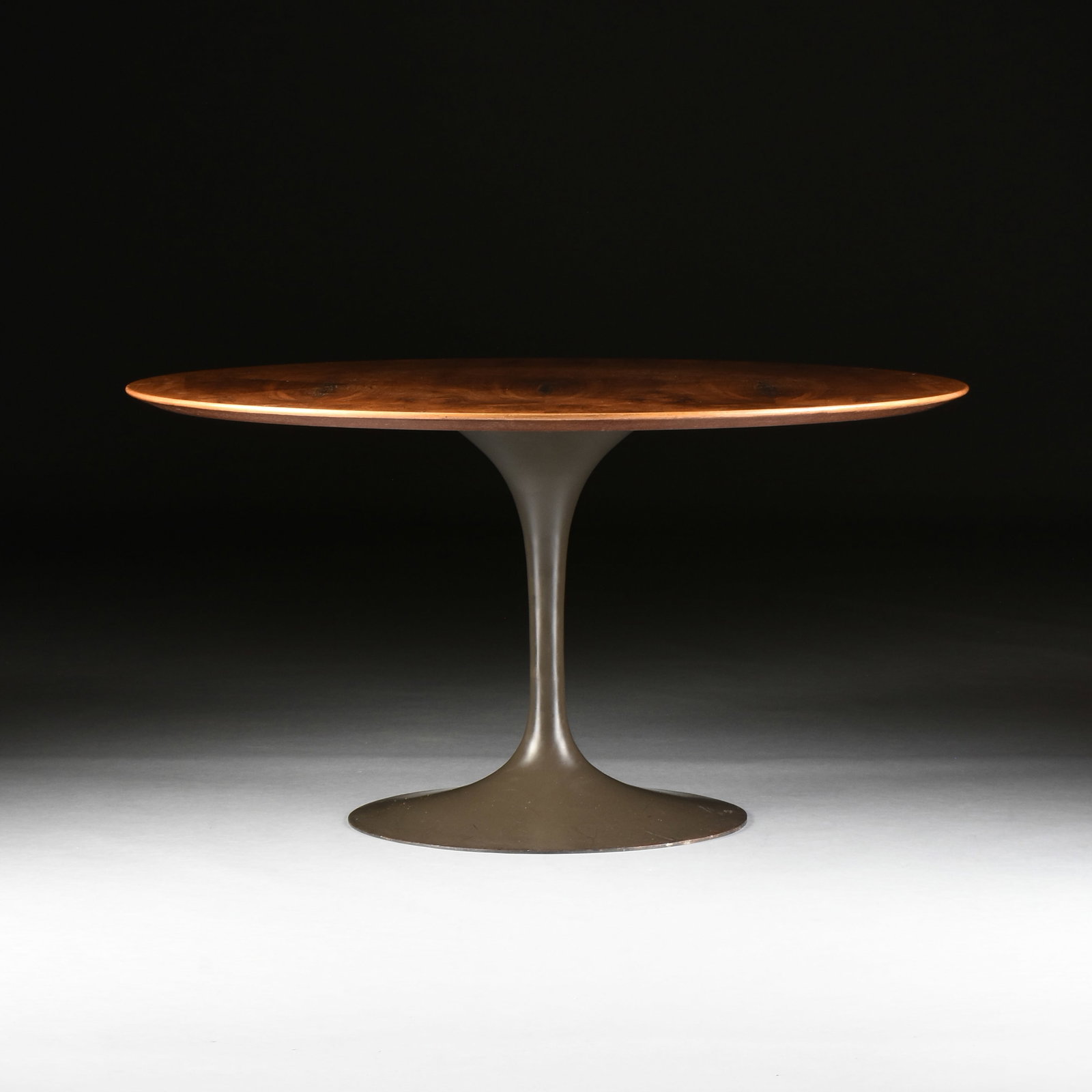 EERO SAARINEN (Finnish/American 1910-1961) A KNOLL DINING TABLE, AMERICAN, 1970s, (1 of 4)