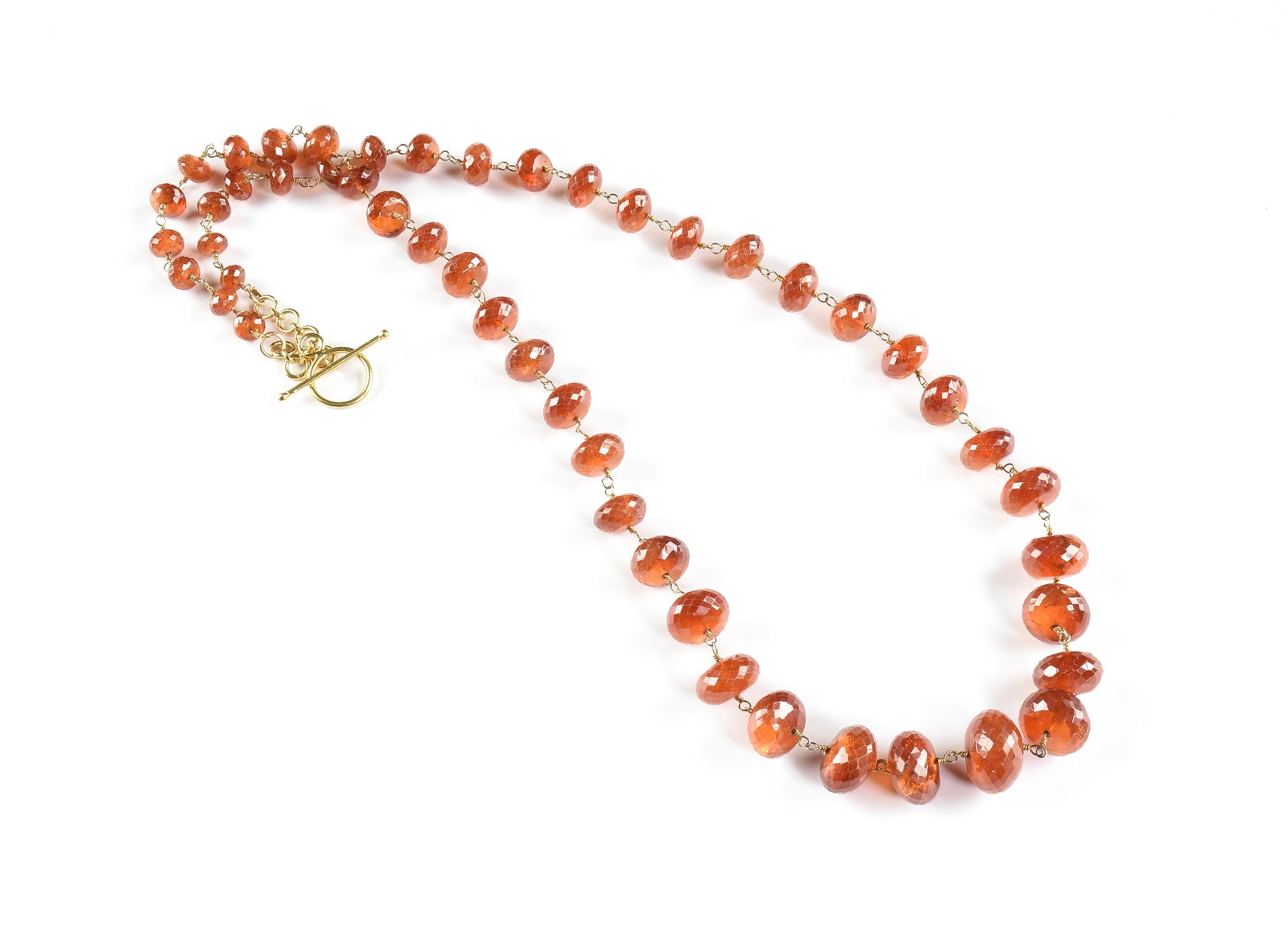 AN 18K GOLD AND CARNELIAN BEADED NECKLACE, (1 of 2)