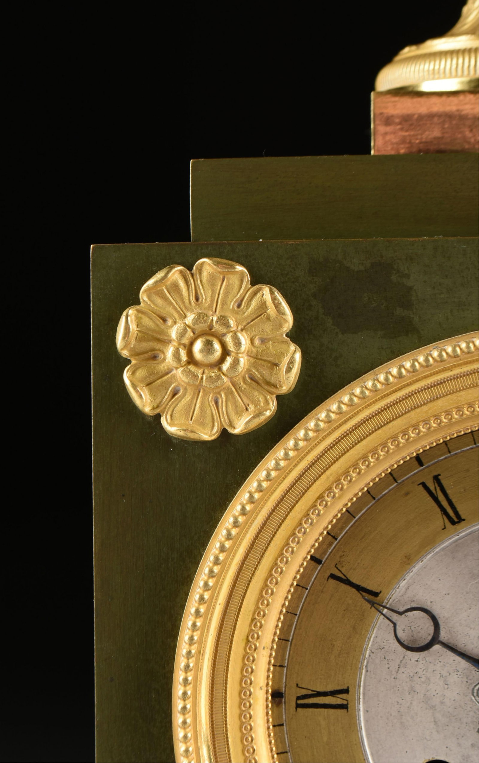 A NEOCLASSICAL BRONZE ORMOLU MANTEL CLOCK, 1820s, - 5