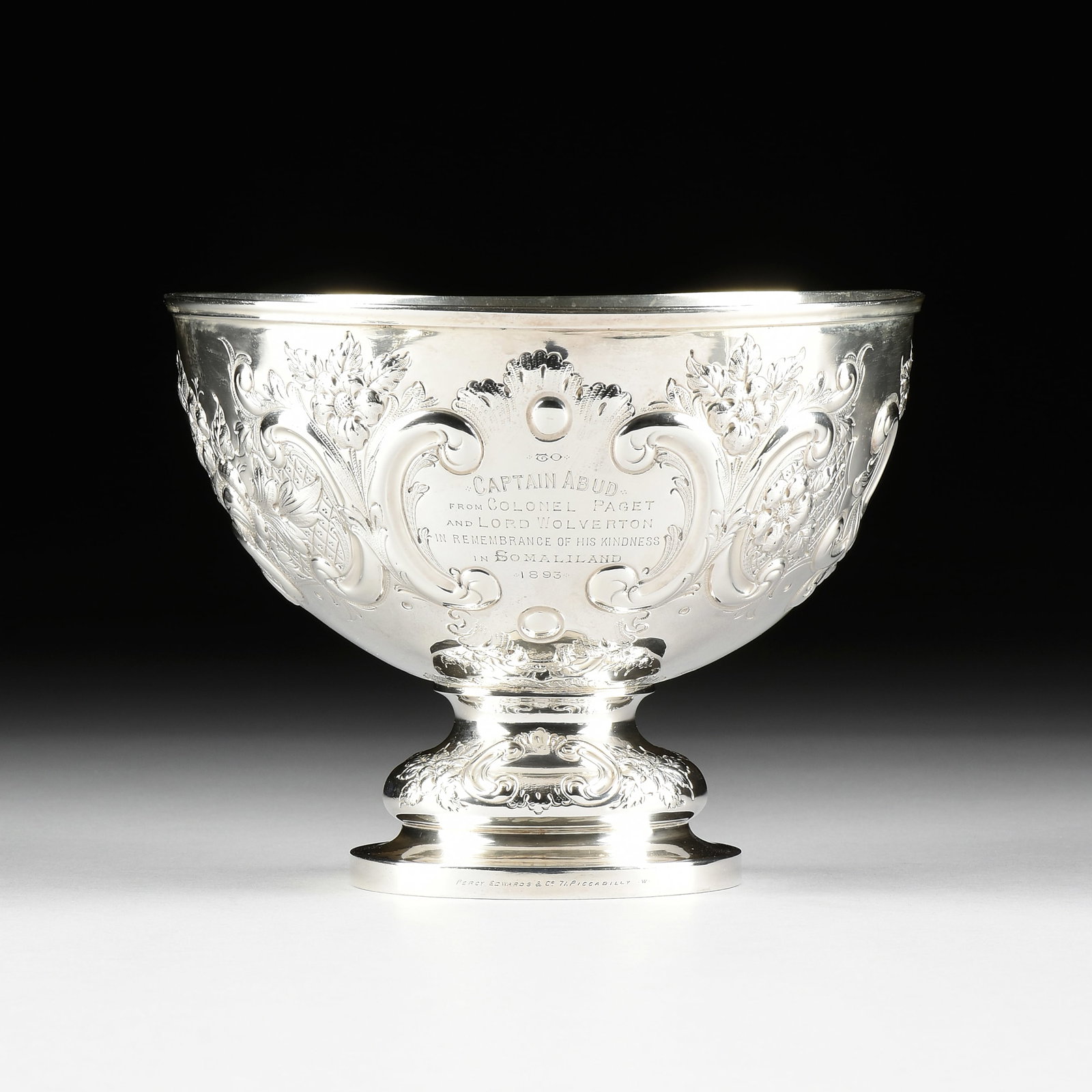 A STERLING SILVER CENTERPIECE BOWL, BRITISH, 1892, (1 of 10)