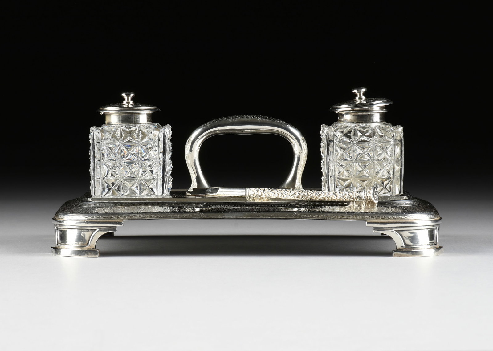 A STERLING SILVER INKSTAND, BRITISH, 1892, (1 of 6)