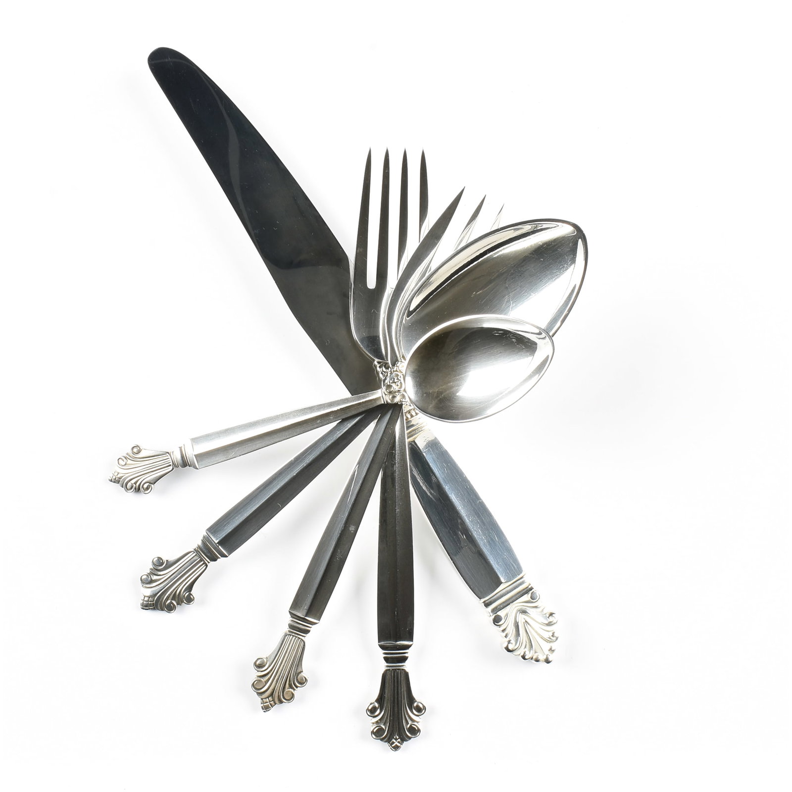 A GEORG JENSEN SIXTY-PIECE Acanthus STERLING SILVER FLATWARE SERVICE, (1 of 8)