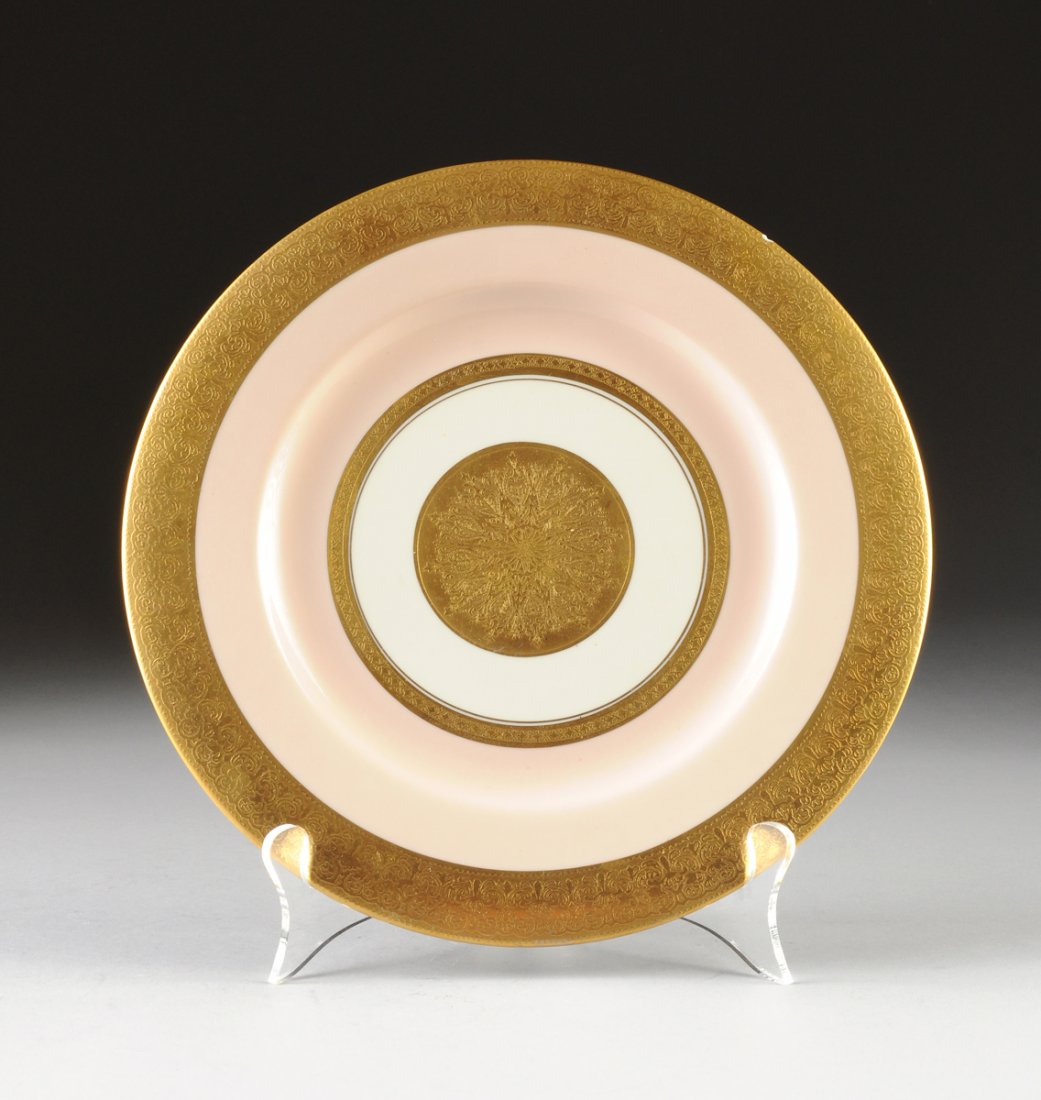 A SET OF FIVE DINNER PLATES, "THEODORE HAVILIAND NEW: A SET OF FIVE DINNER PLATES, "THEODORE HAVILIAND NEW YORK," "711S."
