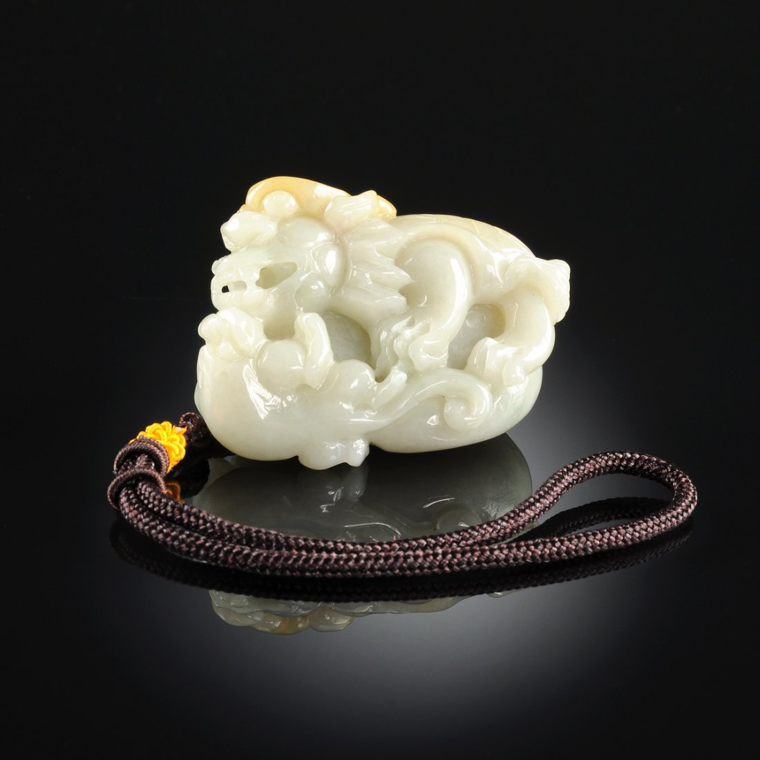 A CHINESE CARVED JADEITE TURTLE AND QILON GROUP, 20TH (1 of 7)