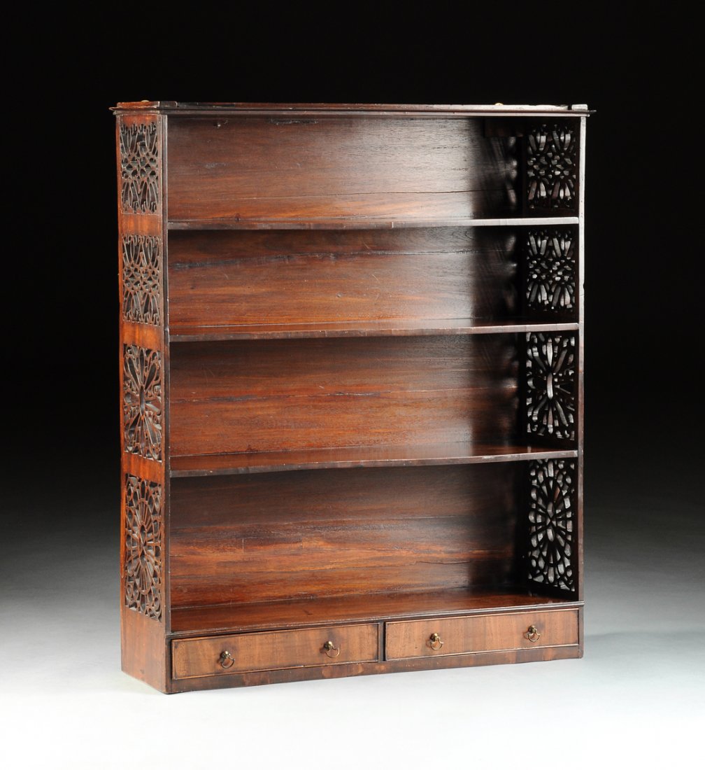 A GEORGE III MAHOGANY FRETWORK HANGING SHELF, CIRCA (1 of 9)