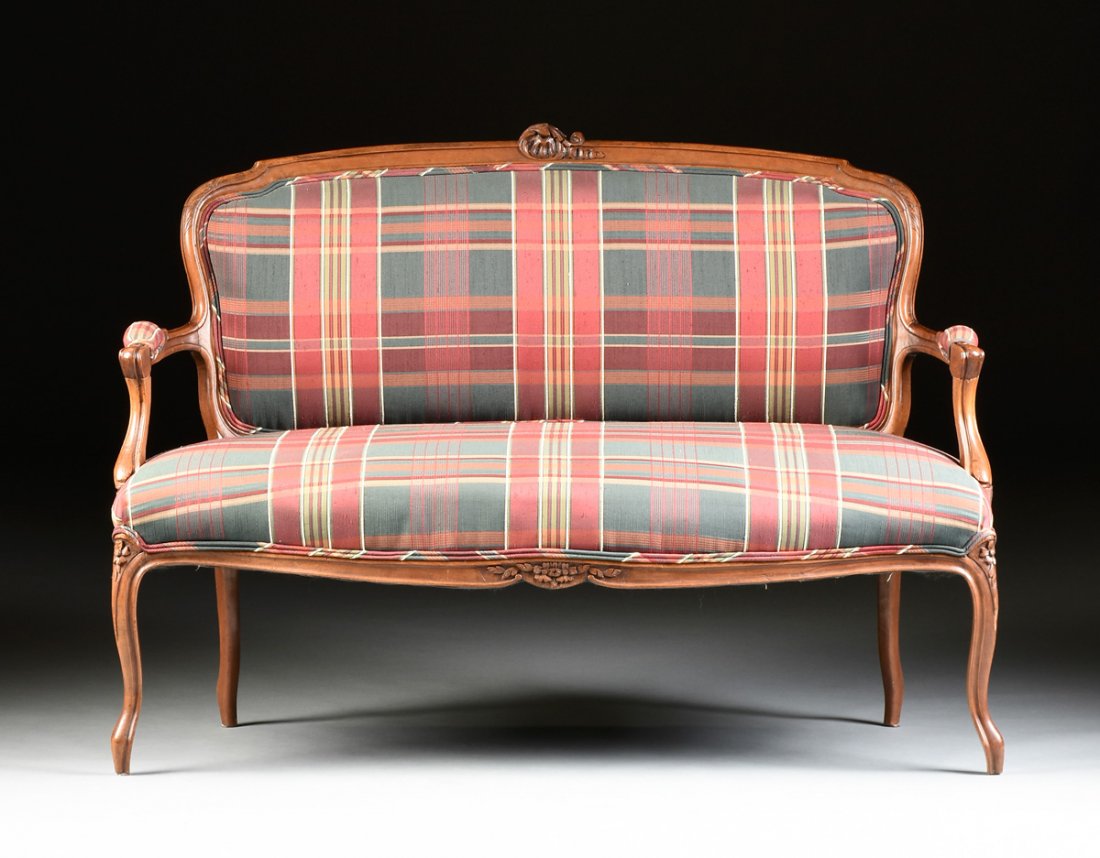 A LOUIS XV STYLE CARVED WALNUT SETTEE, LATE 19TH/EARLY (1 of 7)