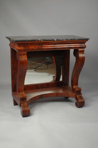 A 19TH CENTURY AMERICAN EMPIRE FLAME MAHOGANY cons