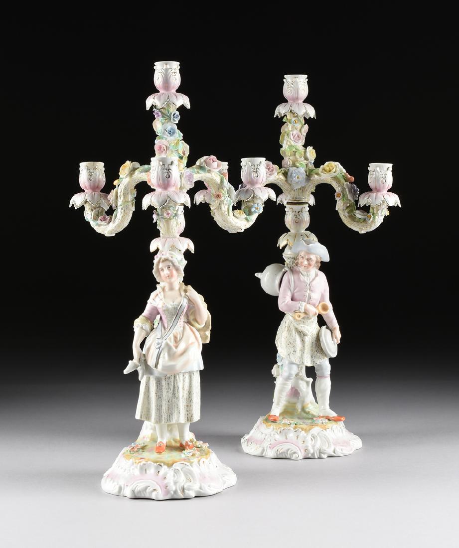 A PAIR OF MEISSEN PARCEL GILT HAND PAINTED PORCELAIN (1 of 16)