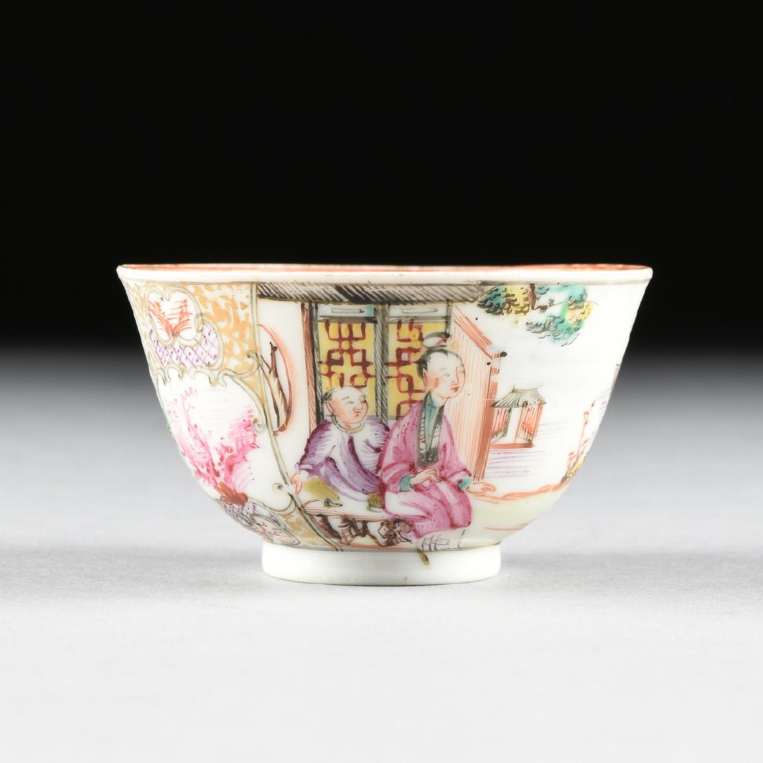 A CHINESE EXPORT PORCELAIN POLYCHROME ENAMEL AND GILT (1 of 7)
