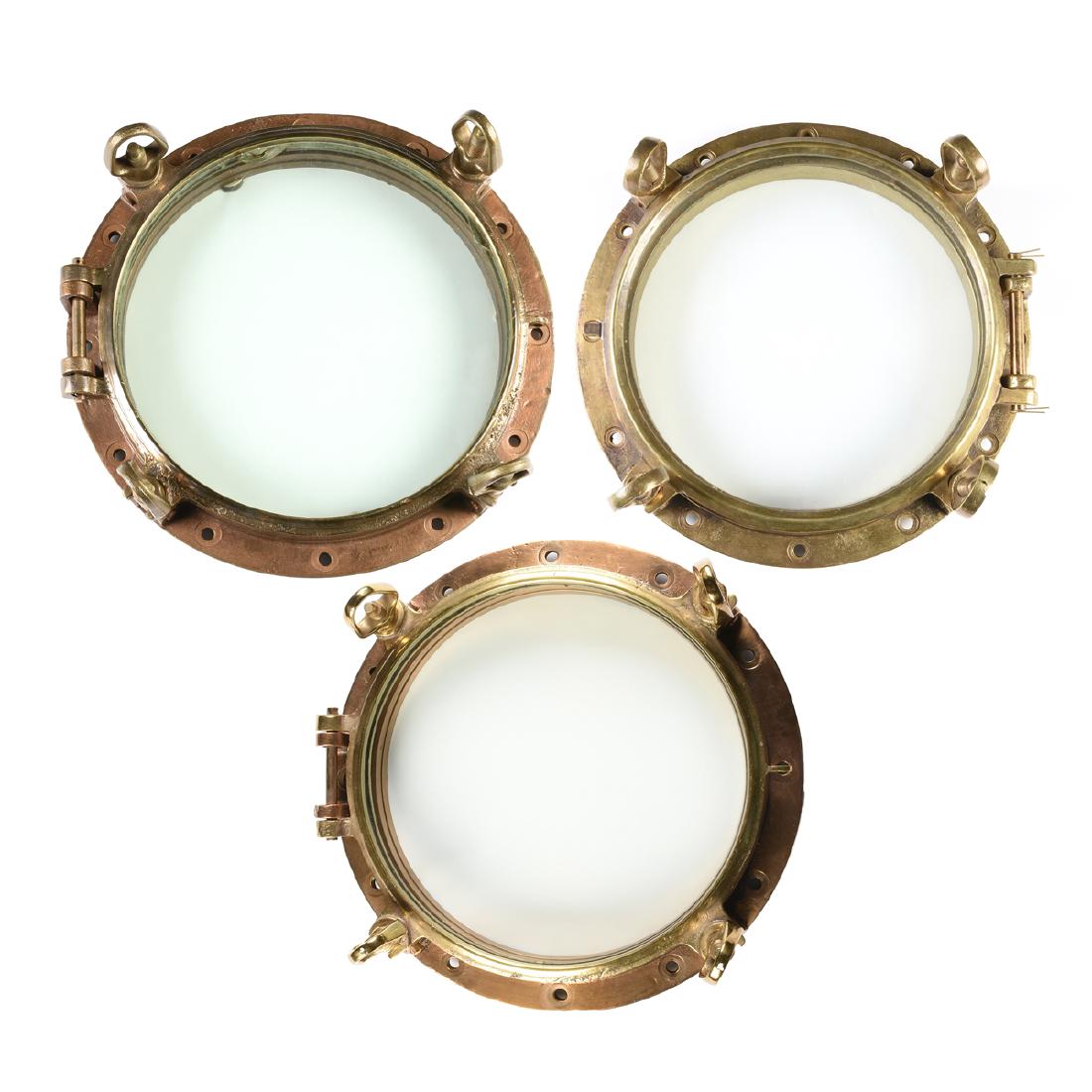 A GROUP OF THREE SHIP'S PORTHOLES, LATE 19TH/MID 20TH (1 of 7)