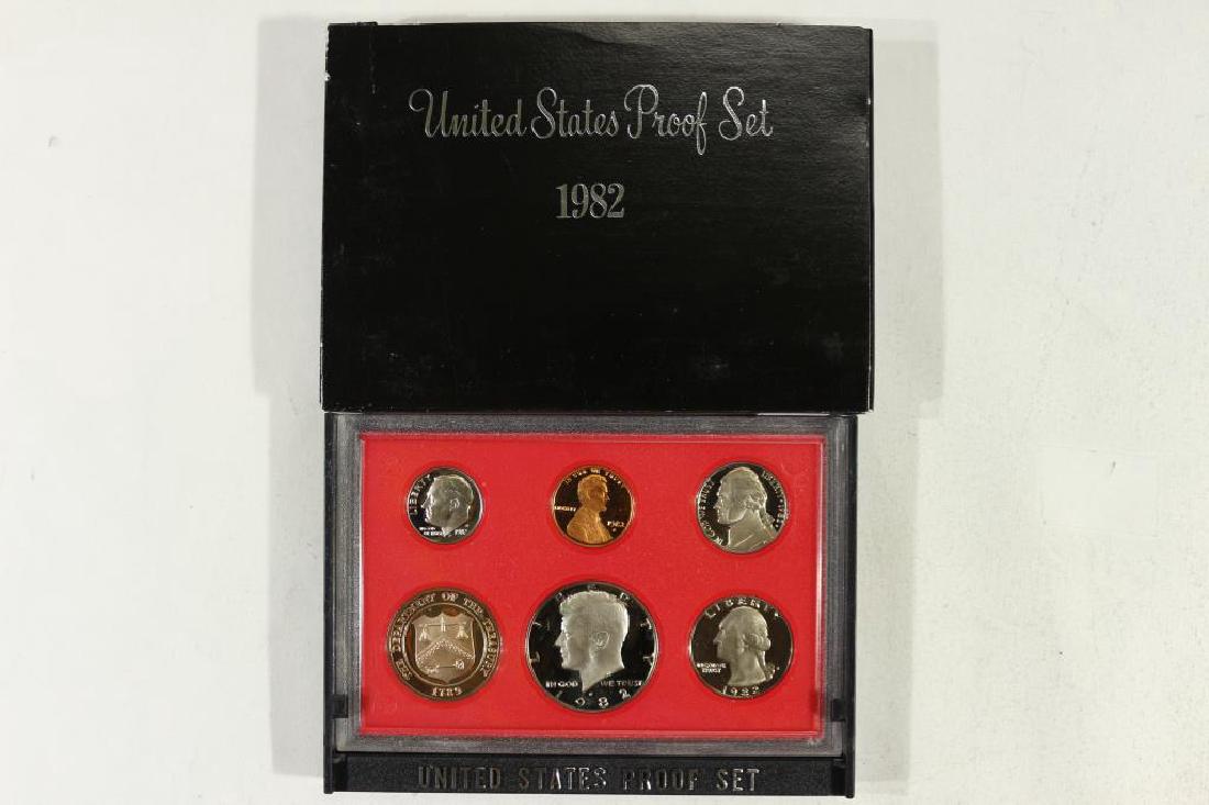 1982 US PROOF SET (WITH BOX) (1 of 2)