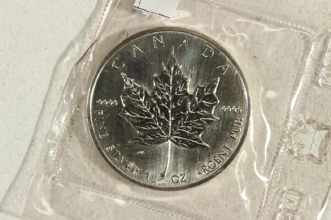 1989 CANADA SILVER 1 OZ. $5 MAPLE LEAF (1 of 2)