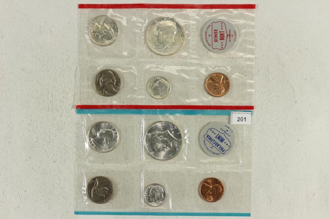 SILVER 1964 US MINT SET (UNC) P/D WITH NO ENVELOPE (1 of 2)