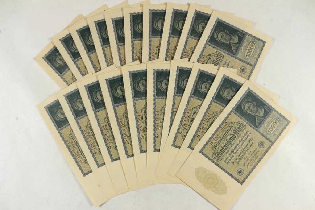 BANK STRAPPED PACK OF 20-1922 GERMAN 10000 MARKS (1 of 2)