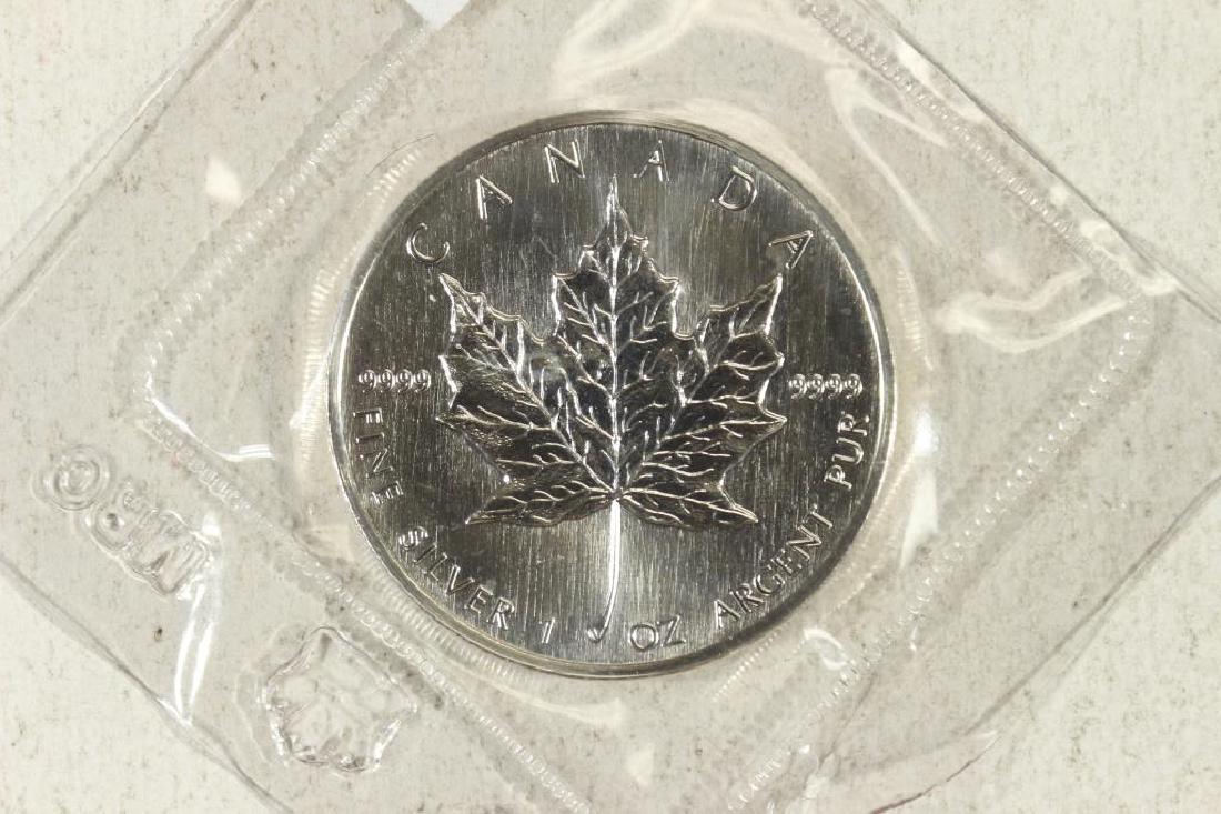 1989 CANADA 1 OZ. .9999 FINE SILVER $5 MAPLE LEAF (1 of 2)